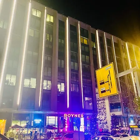 Aparthotel White *