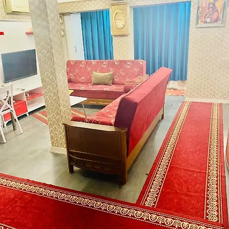 White Aparthotel *